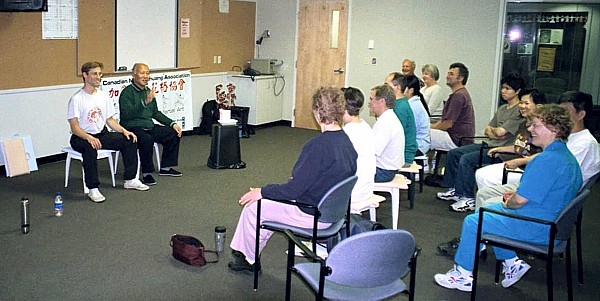 Master Yan teachers a qigong course 
  at the University of Regina